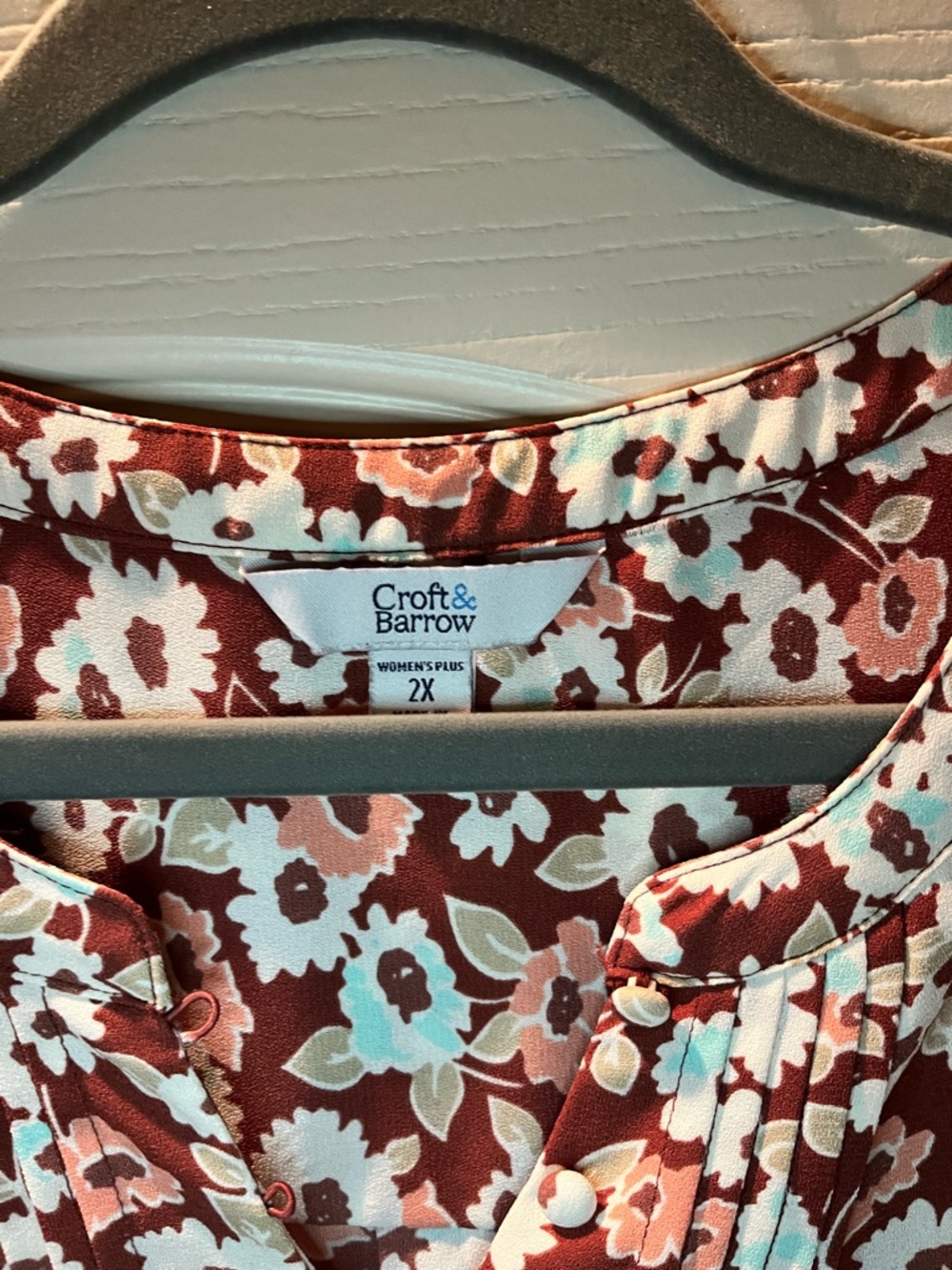 Croft & Barrow Floral Button-Front Blouse in Rust, Aqua & Cream